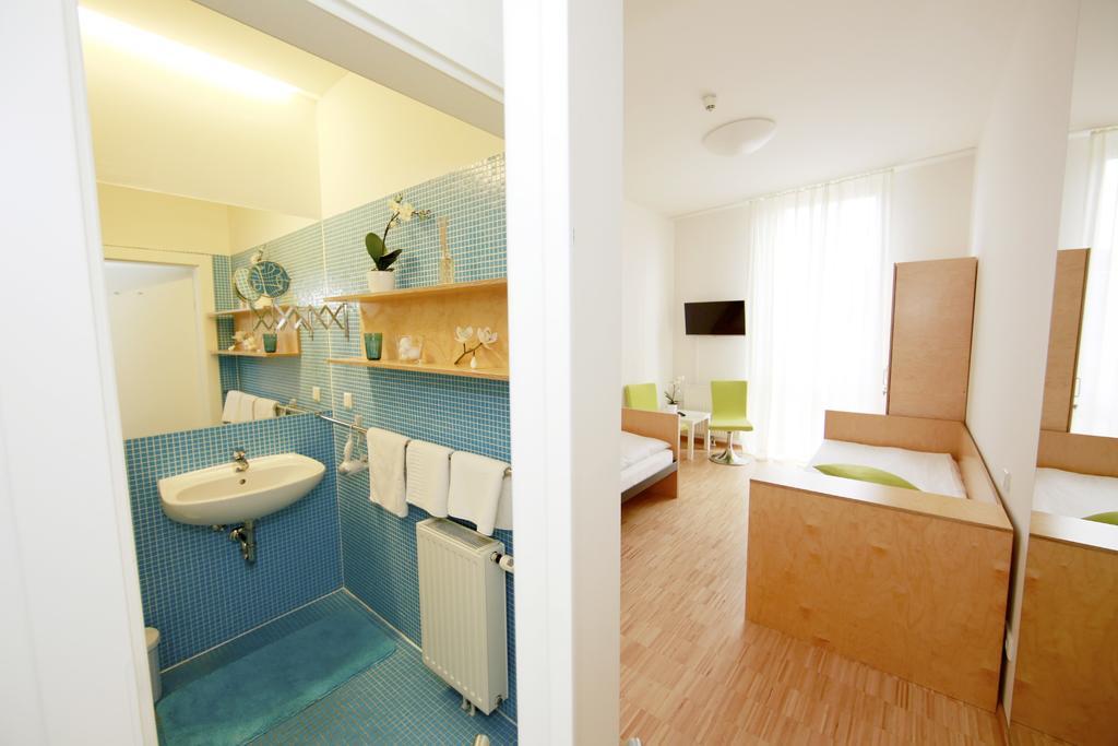 Hotel Restaurant Red Lodge Graz Bilik gambar